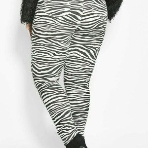 Ashley Stewart Zebra  Black White Skinny Jeans NWT